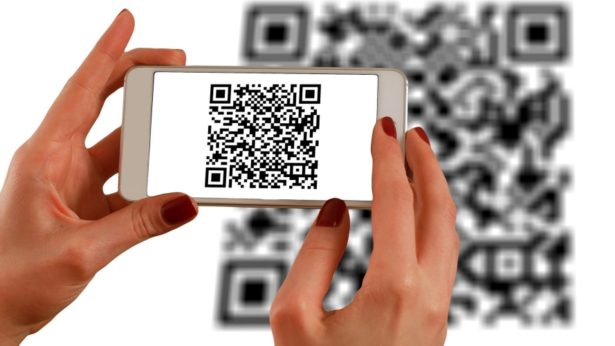 Nạp tiền thông qua mã QR code đơn giản, nhanh chóng